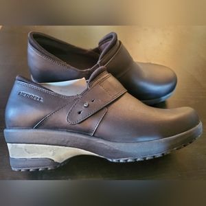 Merrell slip resistant work shoe